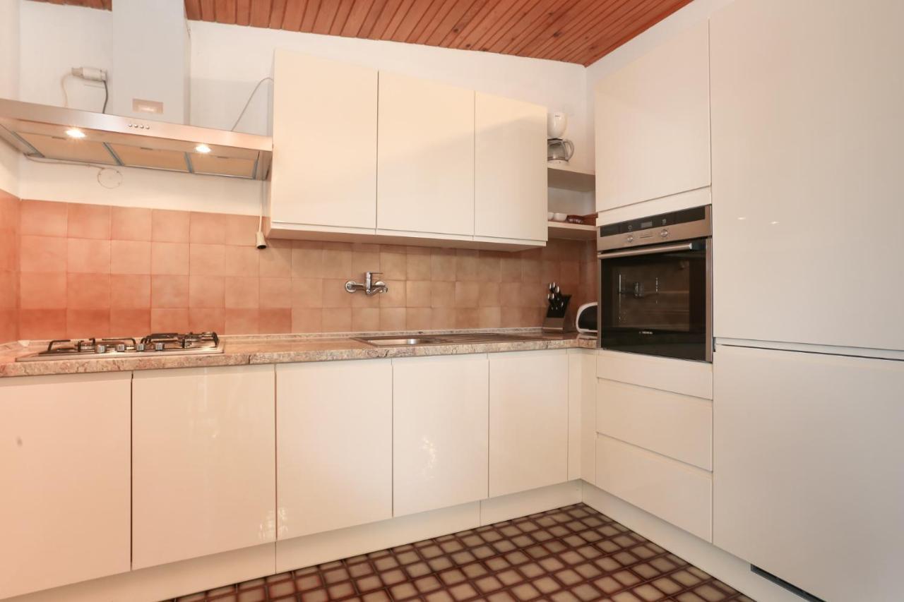 Apartman Mavarcica A4 Trogir Eksteriør billede