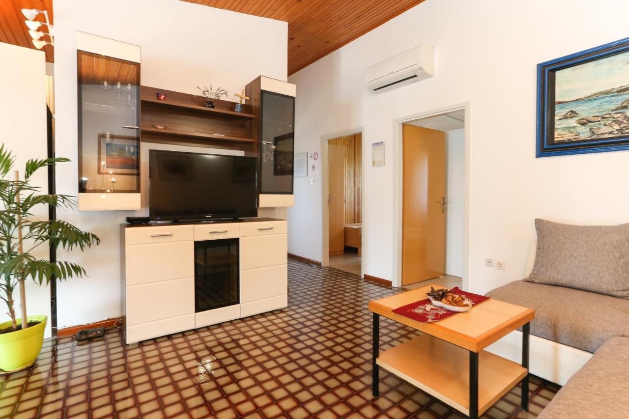 Apartman Mavarcica A4 Trogir Eksteriør billede