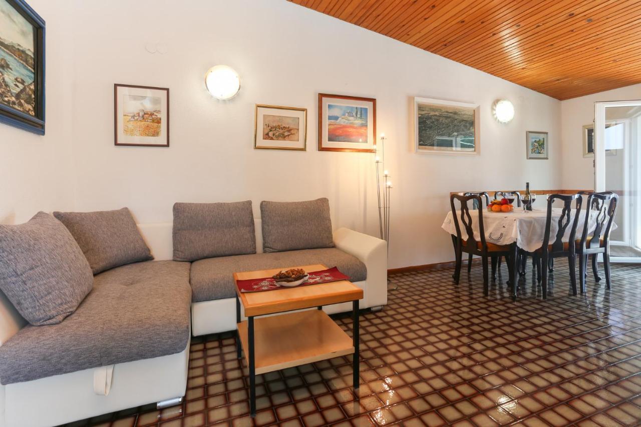 Apartman Mavarcica A4 Trogir Eksteriør billede