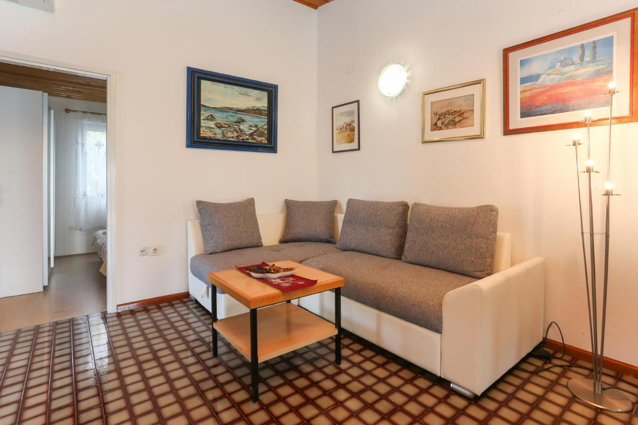 Apartman Mavarcica A4 Trogir Eksteriør billede